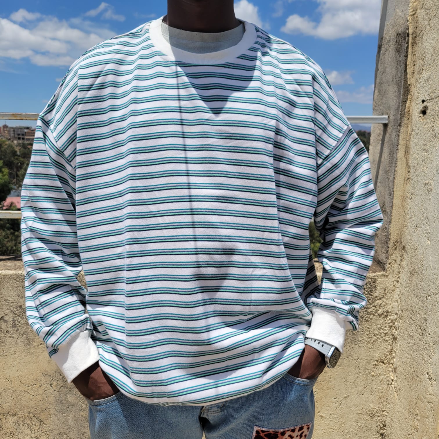 Sweat shirts