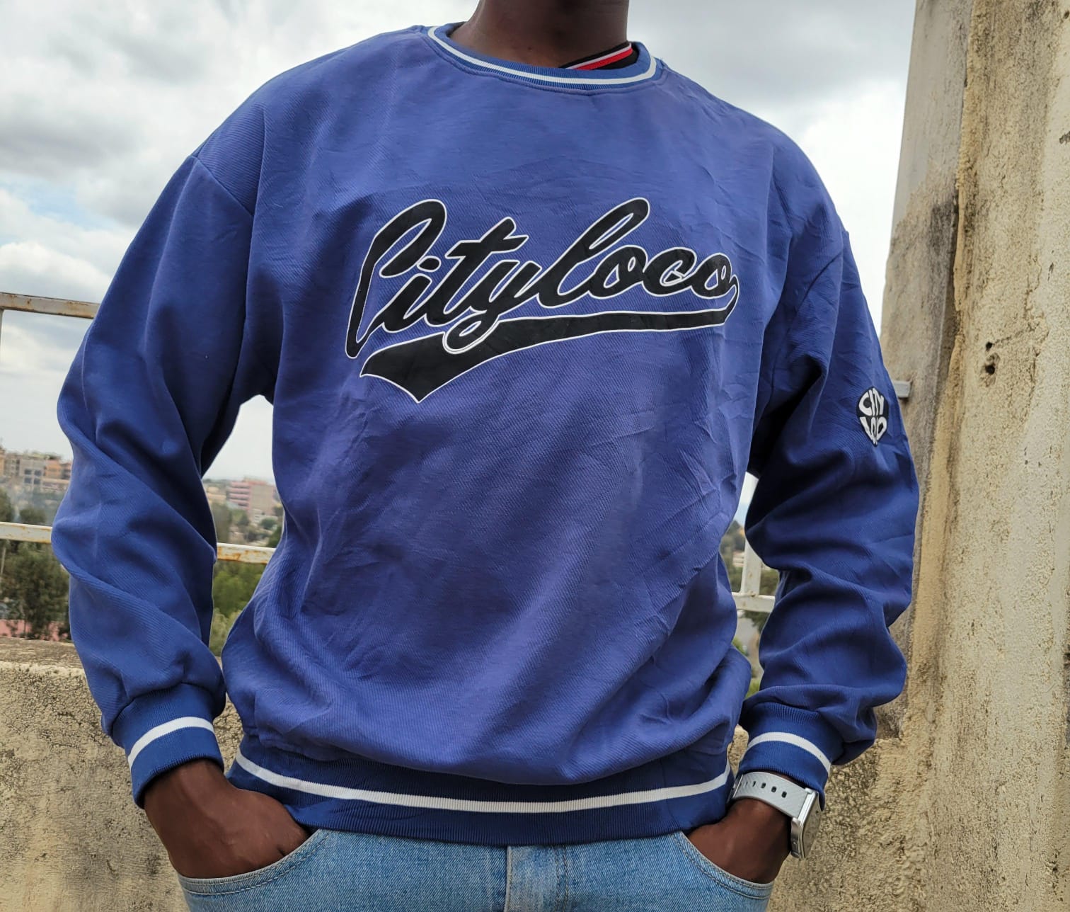 Sweat shirts