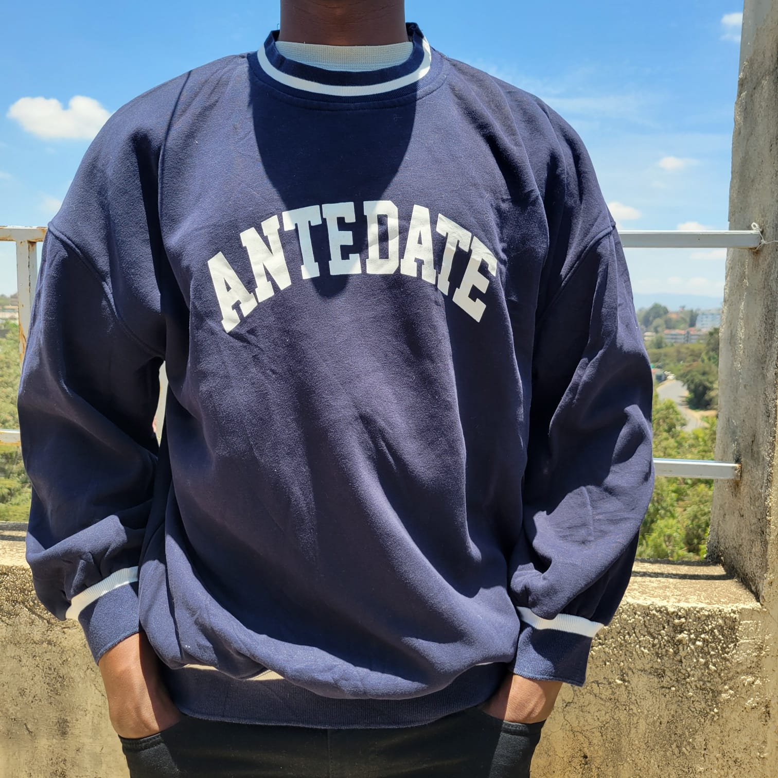 Sweat shirts